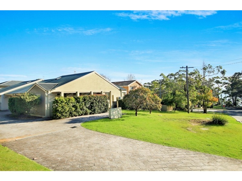 1/3 Minerva Avenue, Vincentia NSW 2540