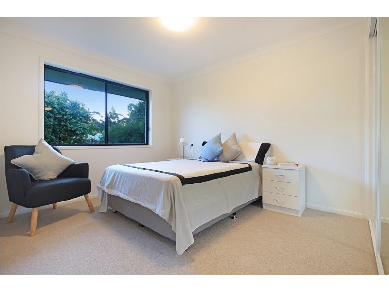 9 Walter Hood Parade, Worrowing Heights NSW 2540