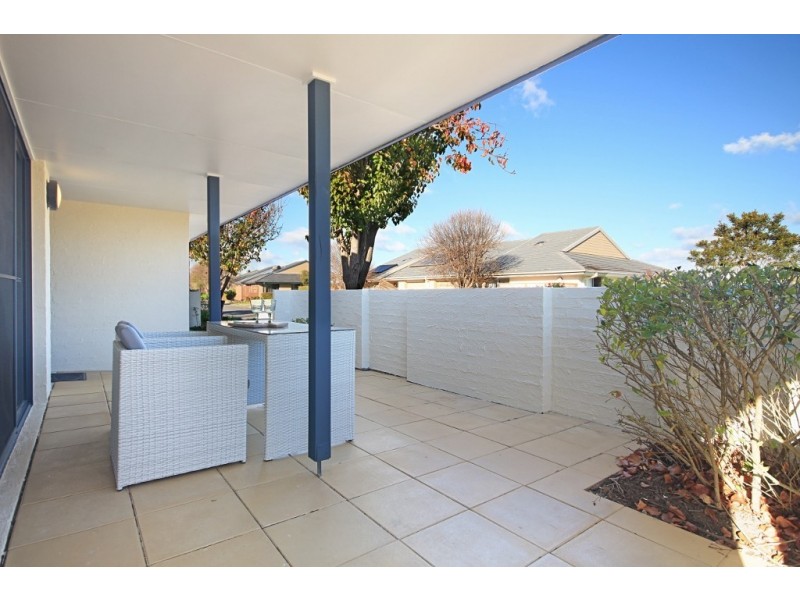 9 Walter Hood Parade, Worrowing Heights NSW 2540