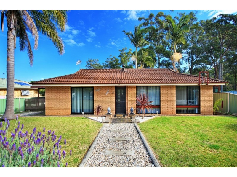 10 Pangari Crescent, St Georges Basin NSW 2540
