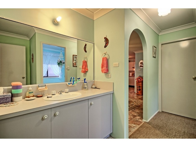 27 Warrego Drive, Sanctuary Point NSW 2540