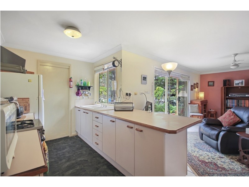 D1023 Princes Highway, Falls Creek NSW 2540