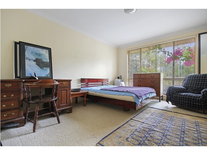 D1023 Princes Highway, Falls Creek NSW 2540