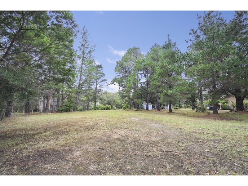 D1023 Princes Highway, Falls Creek NSW 2540