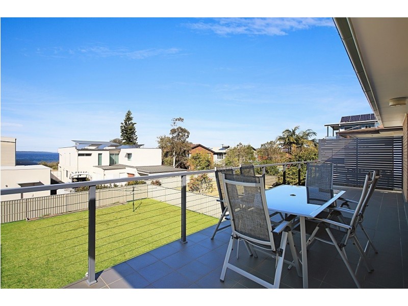 8 Elizabeth Drive, Vincentia NSW 2540