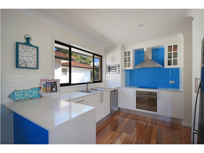 8 Elizabeth Drive, Vincentia NSW 2540