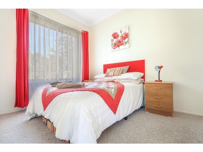 3 Keevil Brae, St Georges Basin NSW 2540