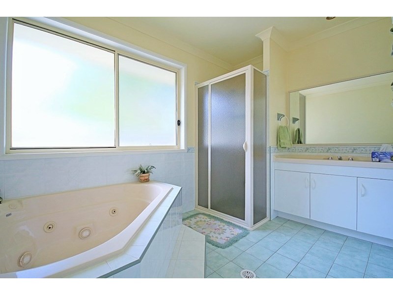 14 Wasshaven Close, Wrights Beach NSW 2540