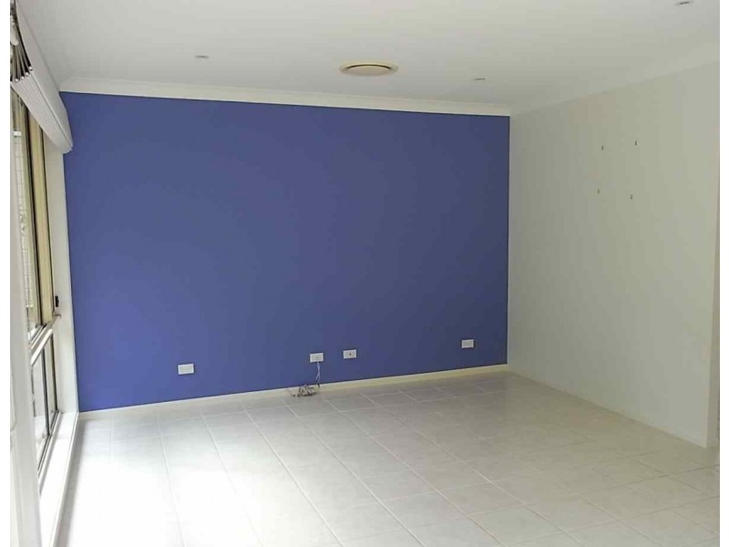 25 Streamside Street, Woollamia NSW 2540