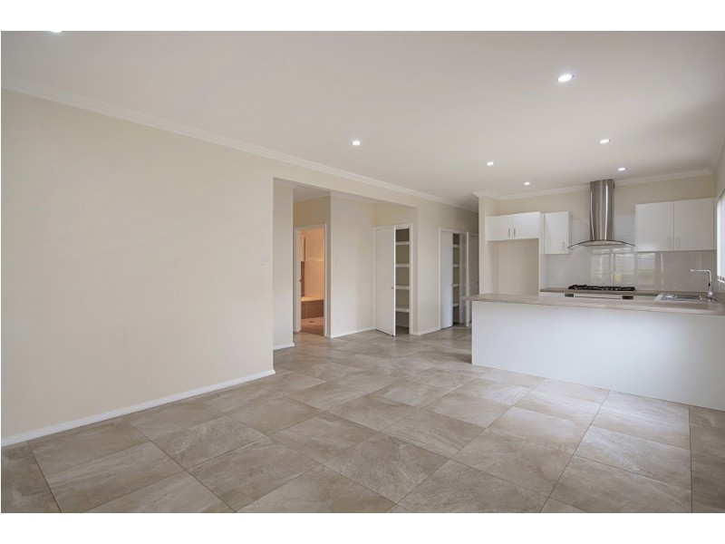 4 Bayswood Avenue, Vincentia NSW 2540