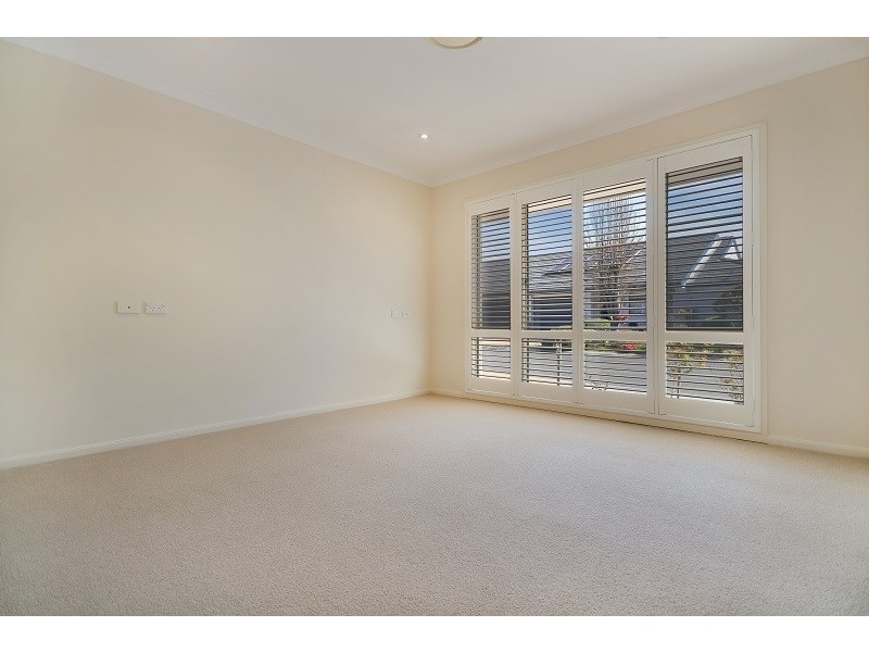 1 Martha Elizabeth Drive, Worrowing Heights NSW 2540