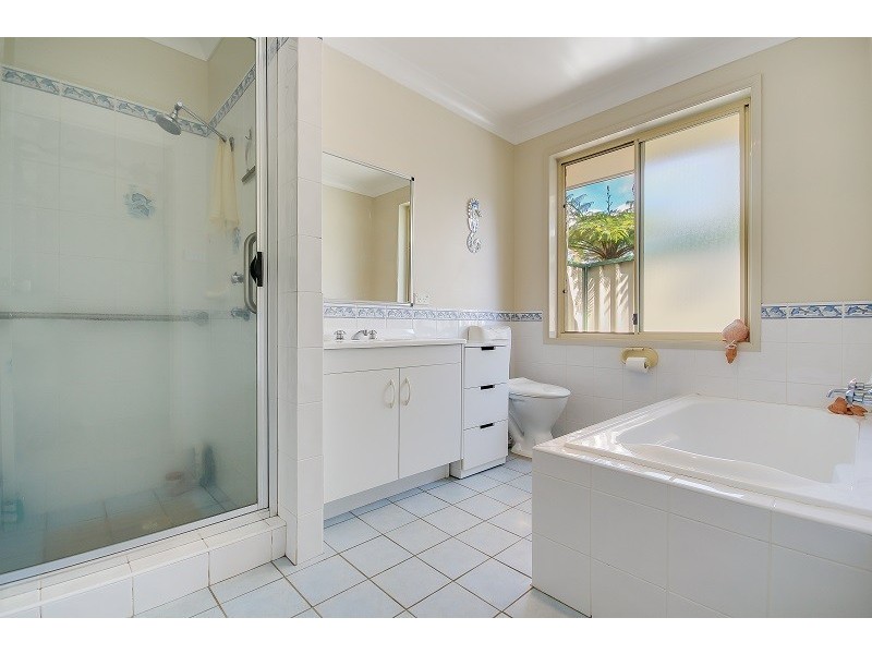 38 Stott Crescent, Callala Bay NSW 2540