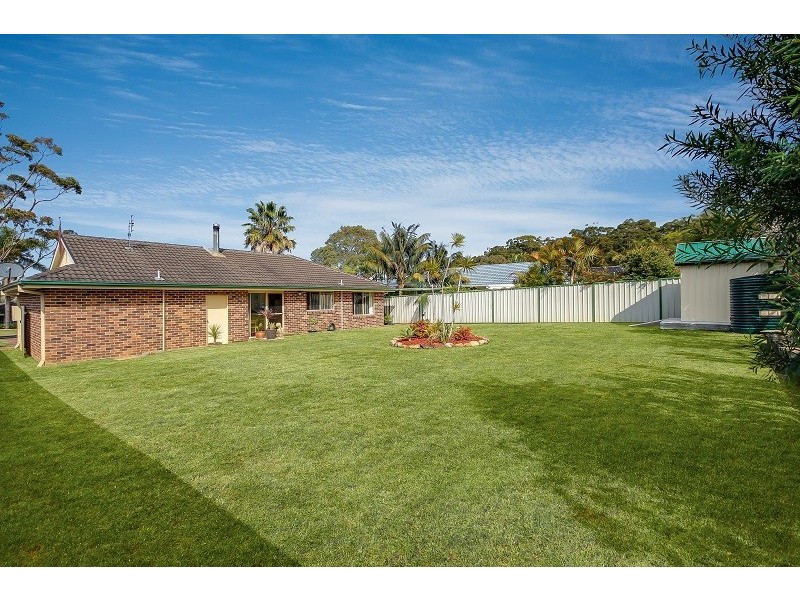 38 Stott Crescent, Callala Bay NSW 2540