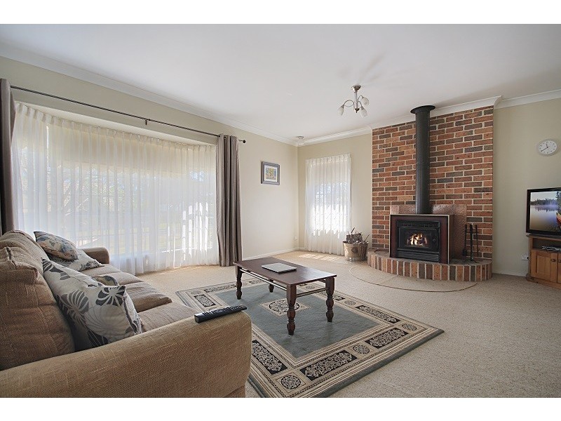 8 Wharf Road, Erowal Bay NSW 2540