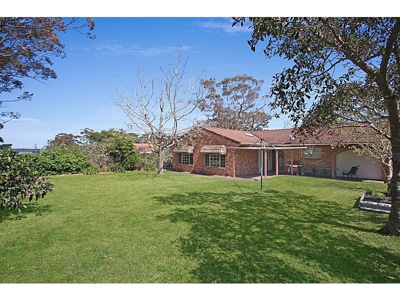 8 Wharf Road, Erowal Bay NSW 2540