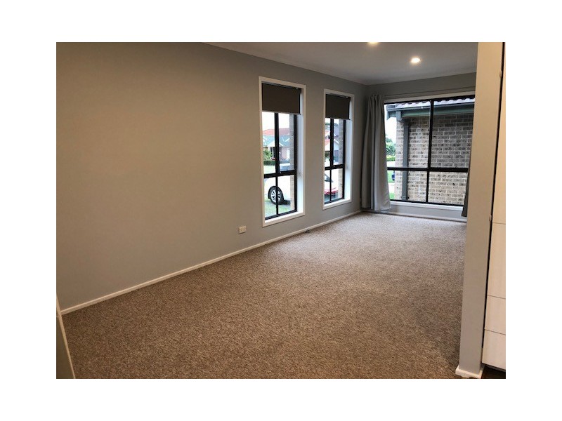 13 Raven Close, Vincentia NSW 2540