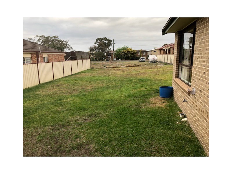 13 Raven Close, Vincentia NSW 2540