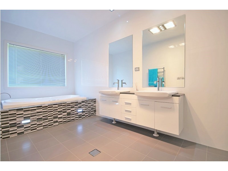 217 Island Point Road, St Georges Basin NSW 2540