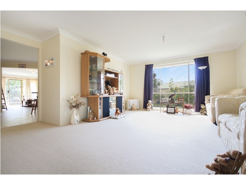 25 Lakehaven Drive, Sussex Inlet NSW 2540