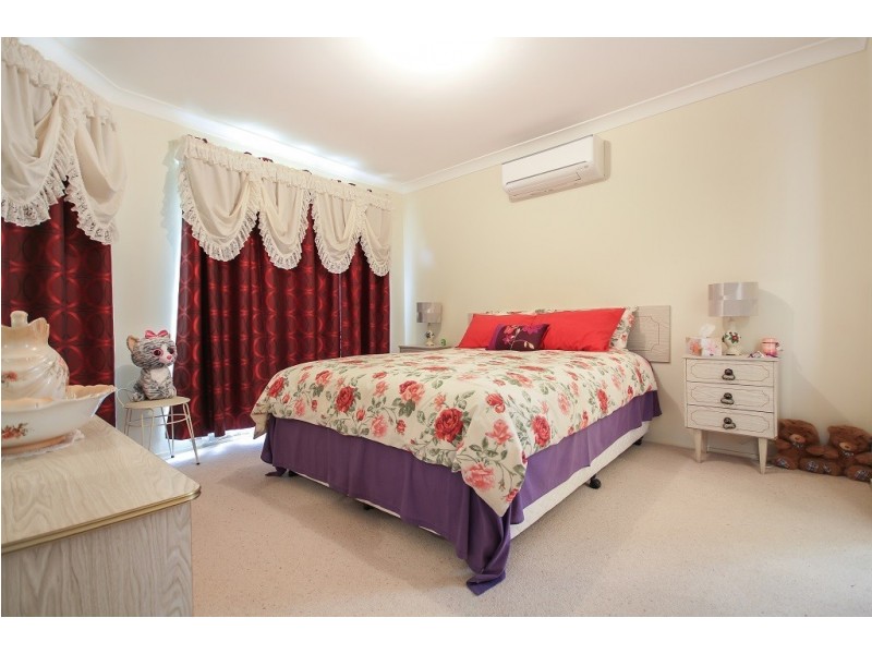 25 Lakehaven Drive, Sussex Inlet NSW 2540