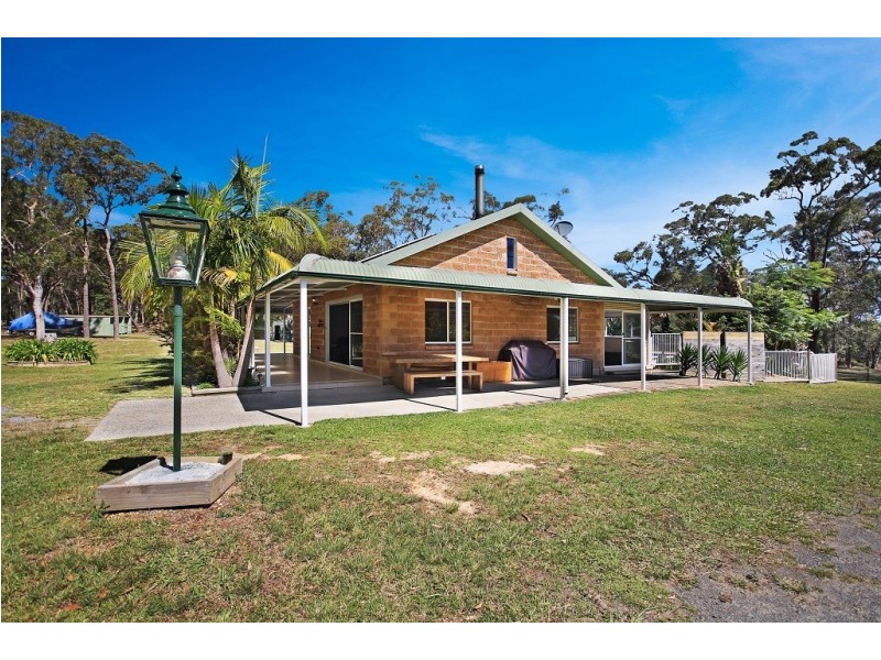 802 Sussex Inlet Road, Sussex Inlet NSW 2540