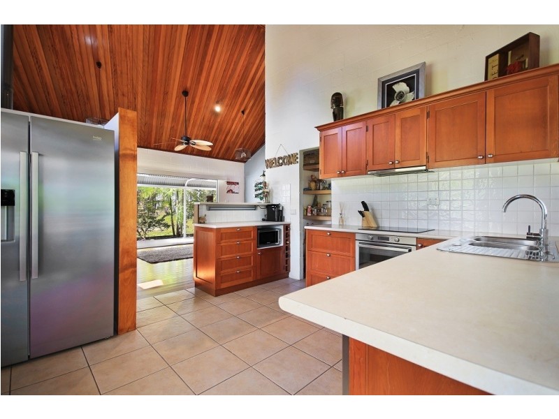 802 Sussex Inlet Road, Sussex Inlet NSW 2540