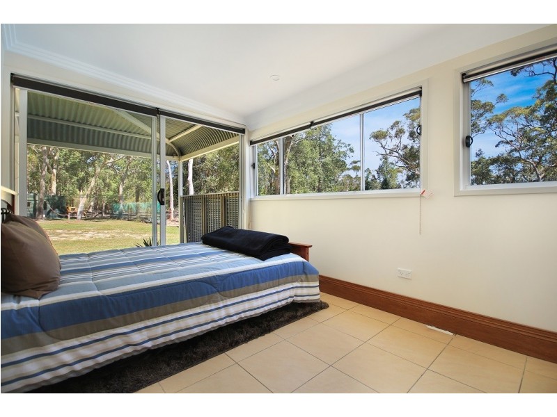 802 Sussex Inlet Road, Sussex Inlet NSW 2540