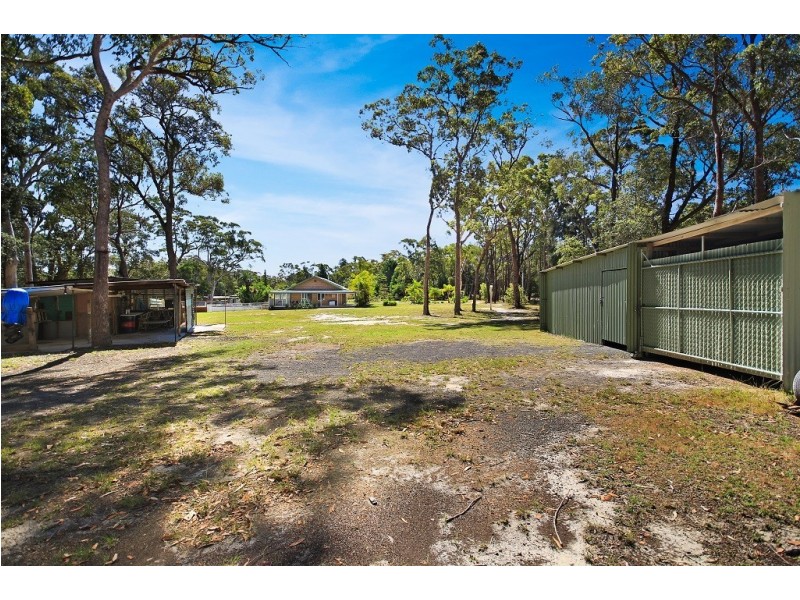 802 Sussex Inlet Road, Sussex Inlet NSW 2540