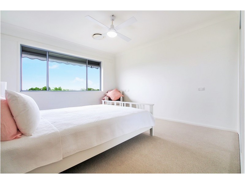 32 Walterhood Parade, Worrowing Heights NSW 2540