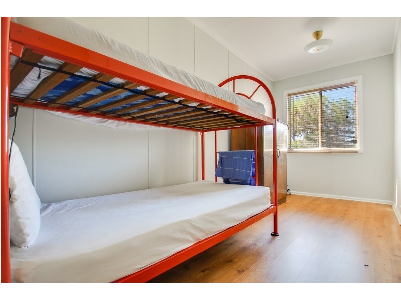 9 First Avenue, Erowal Bay NSW 2540