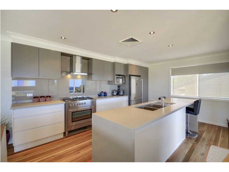 73 Waldegrave Crescent, Vincentia NSW 2540