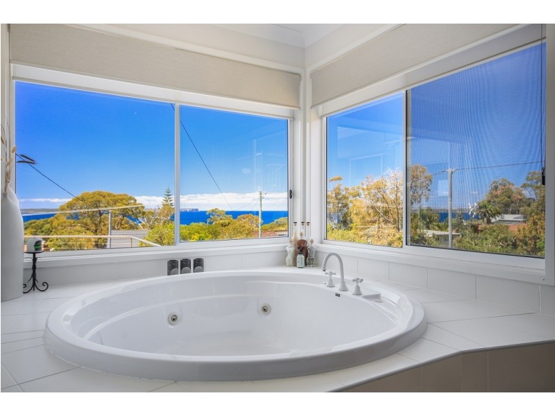 73 Waldegrave Crescent, Vincentia NSW 2540