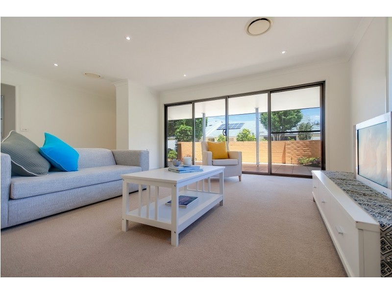 5 Martha Elizabeth Drive, Worrowing Heights NSW 2540