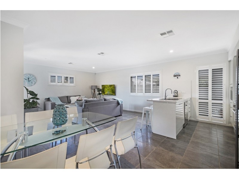 16 Seagrass Avenue, Vincentia NSW 2540