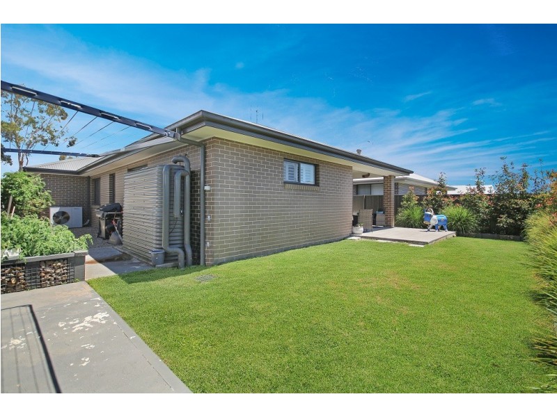 16 Seagrass Avenue, Vincentia NSW 2540
