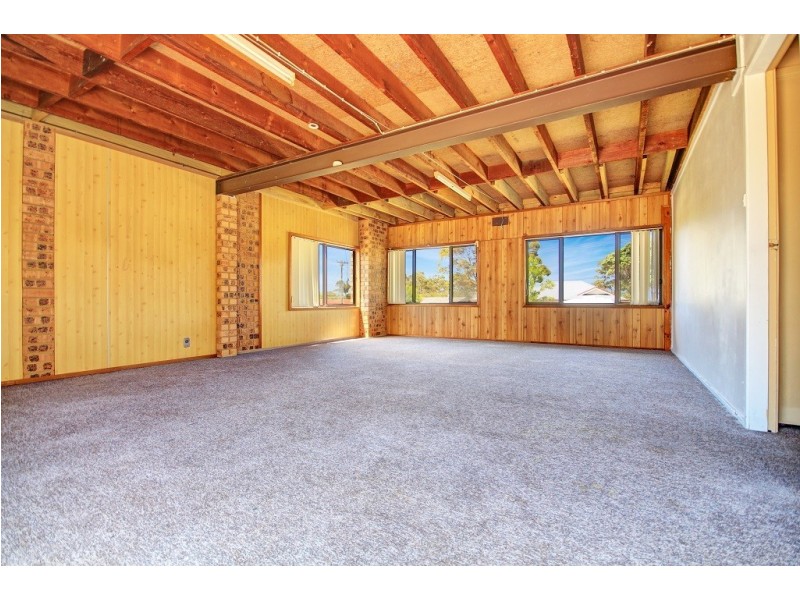 17 Tradewinds Avenue, Sussex Inlet NSW 2540