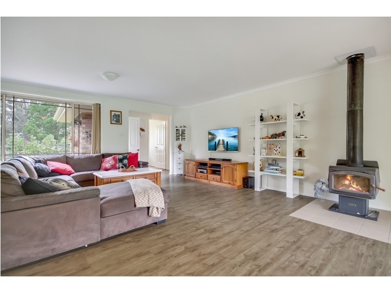 855 Sussex Inlet Road, Sussex Inlet NSW 2540