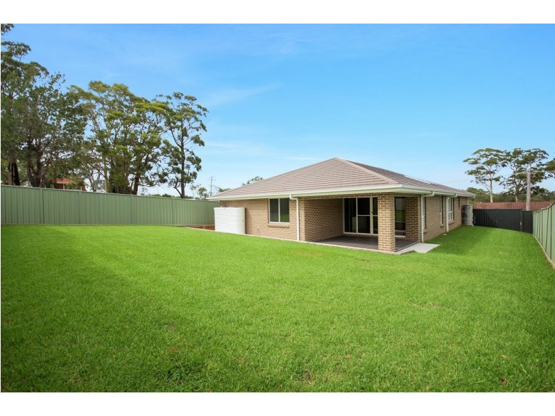 16 Albion Street, Sanctuary Point NSW 2540