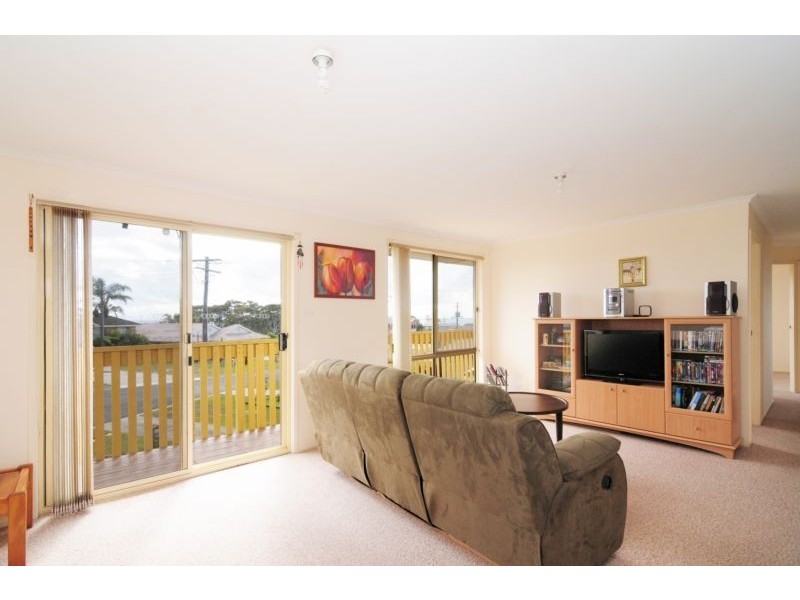 11 Raven Close, Vincentia NSW 2540