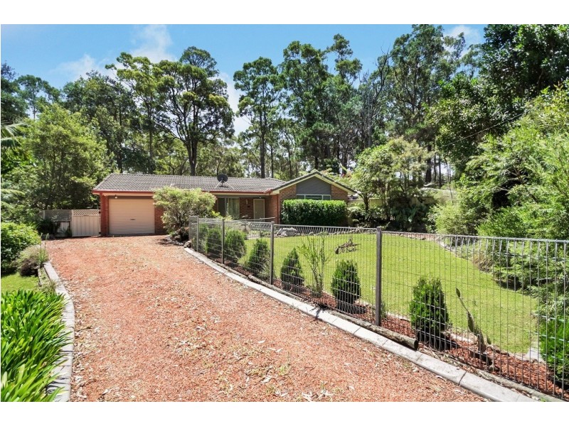 20 Pangari Crescent, St Georges Basin NSW 2540