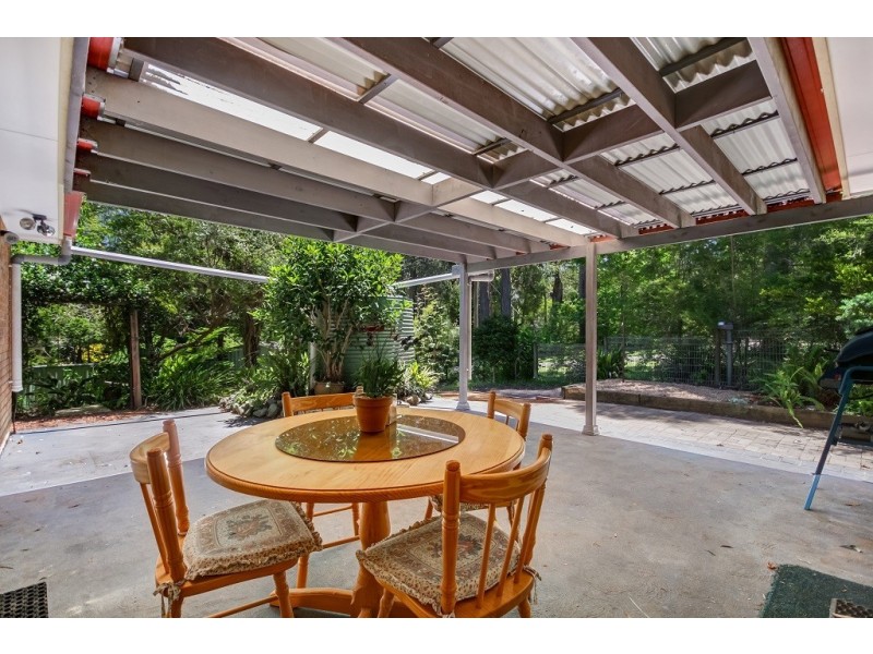 20 Pangari Crescent, St Georges Basin NSW 2540