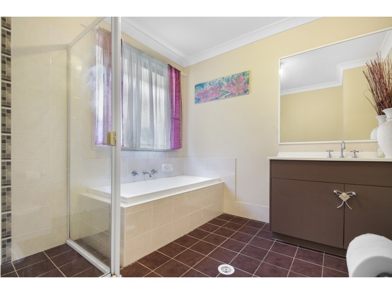 25 Carmel Drive, Sanctuary Point NSW 2540