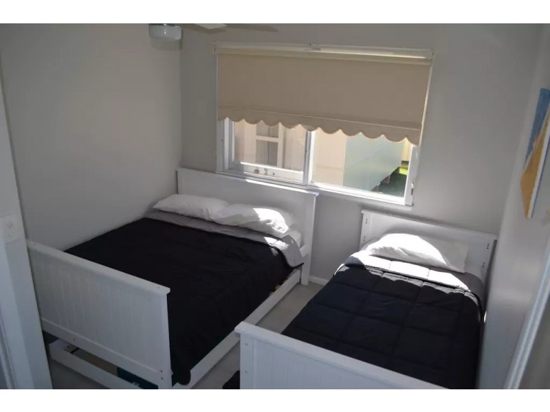 25 Wood Crescent, Huskisson NSW 2540