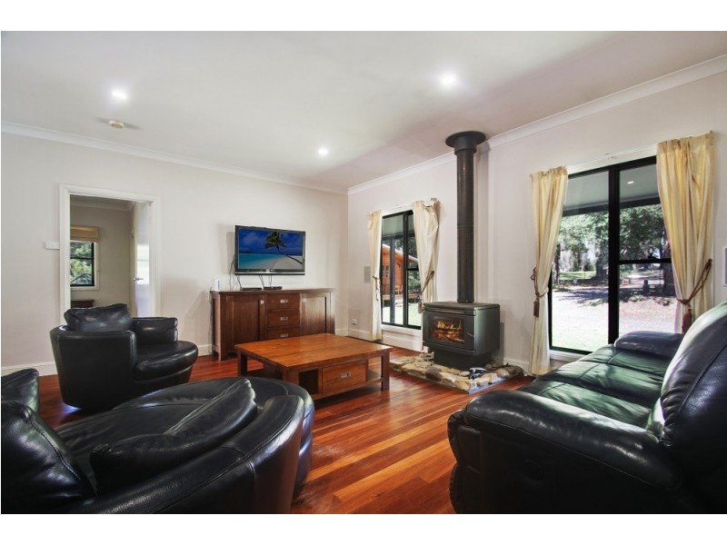 875 Sussex Inlet Road, Sussex Inlet NSW 2540