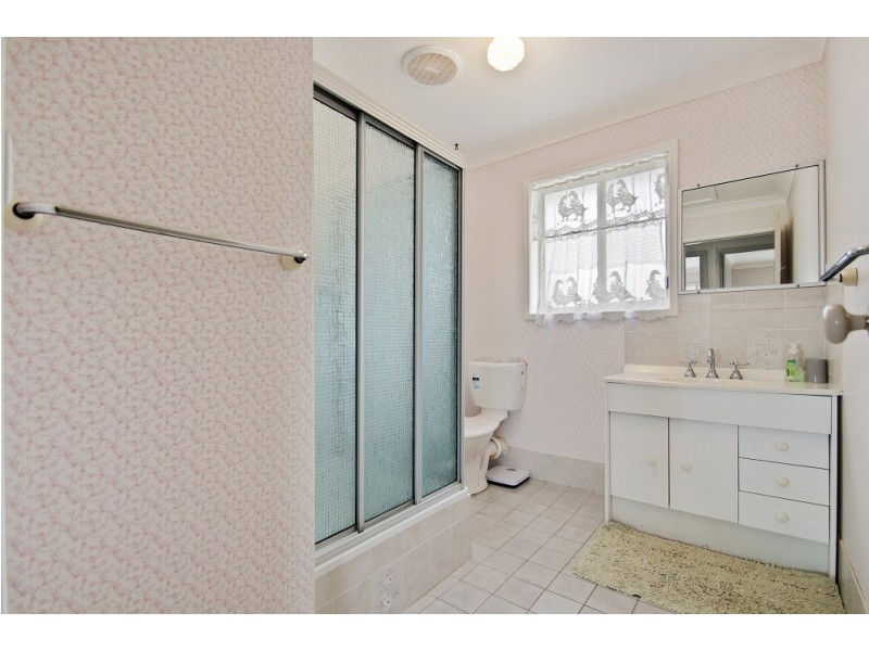 275 Elizabeth Drive, Vincentia NSW 2540