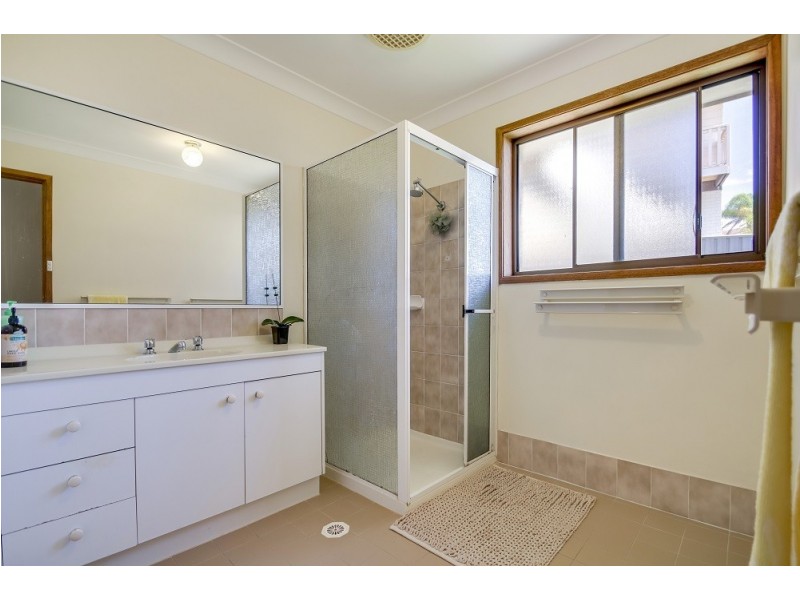 8 Diadem Avenue, Vincentia NSW 2540