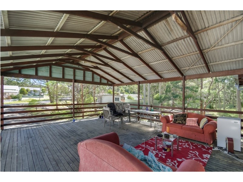4 Mcgowen Street, Old Erowal Bay NSW 2540