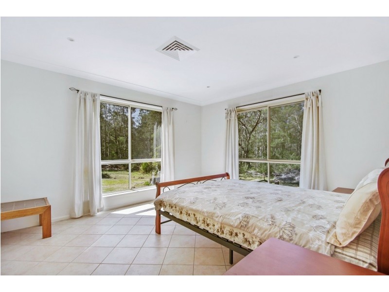 9 Seasongood Road, Woollamia NSW 2540