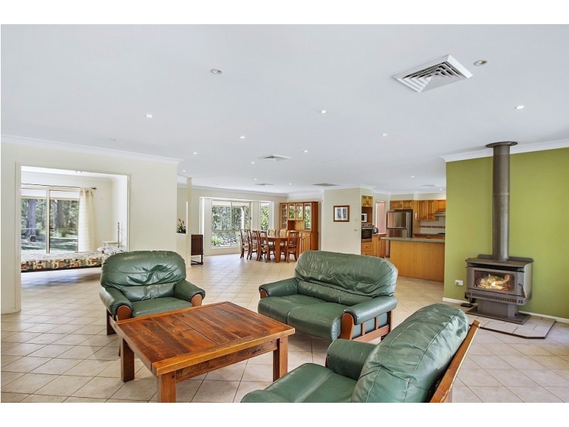 9 Seasongood Road, Woollamia NSW 2540