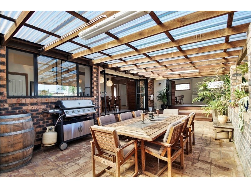 22 Vost Drive, Sanctuary Point NSW 2540